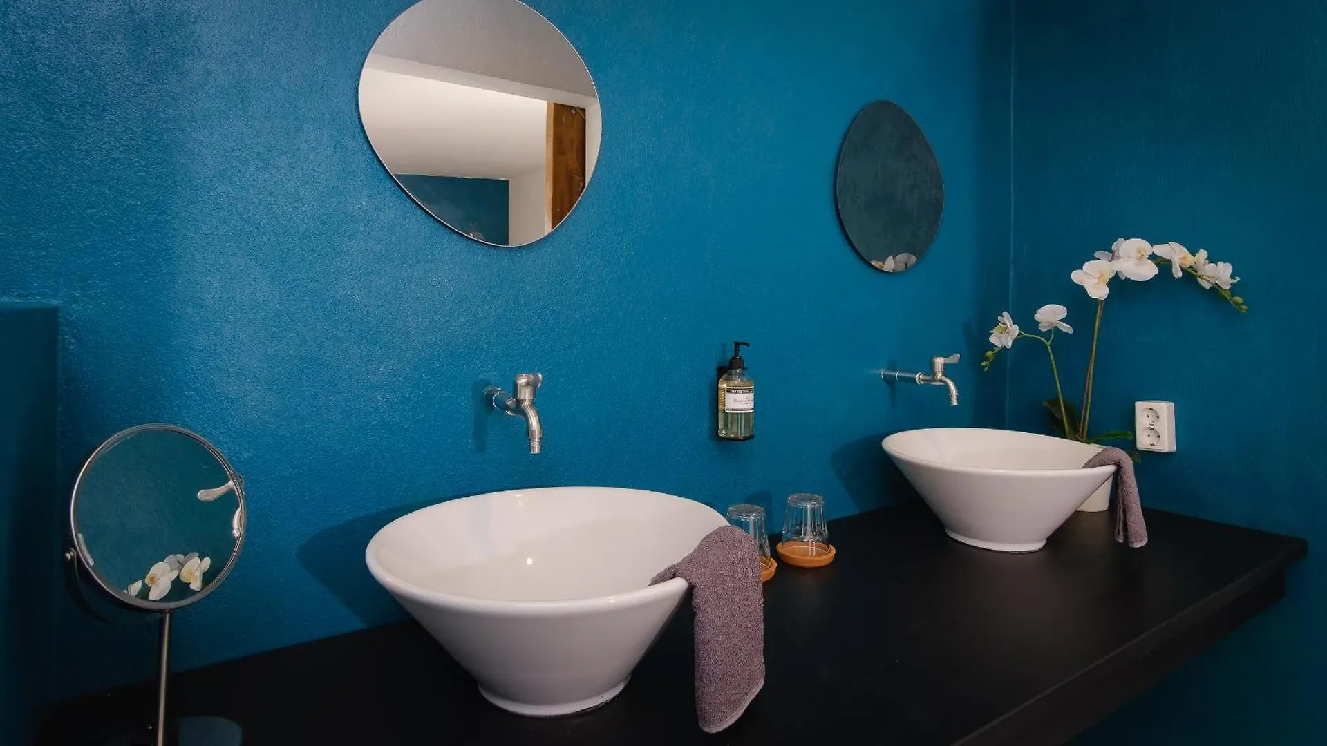 Saint Joris A Tiny Boutique Resort Виллемстад