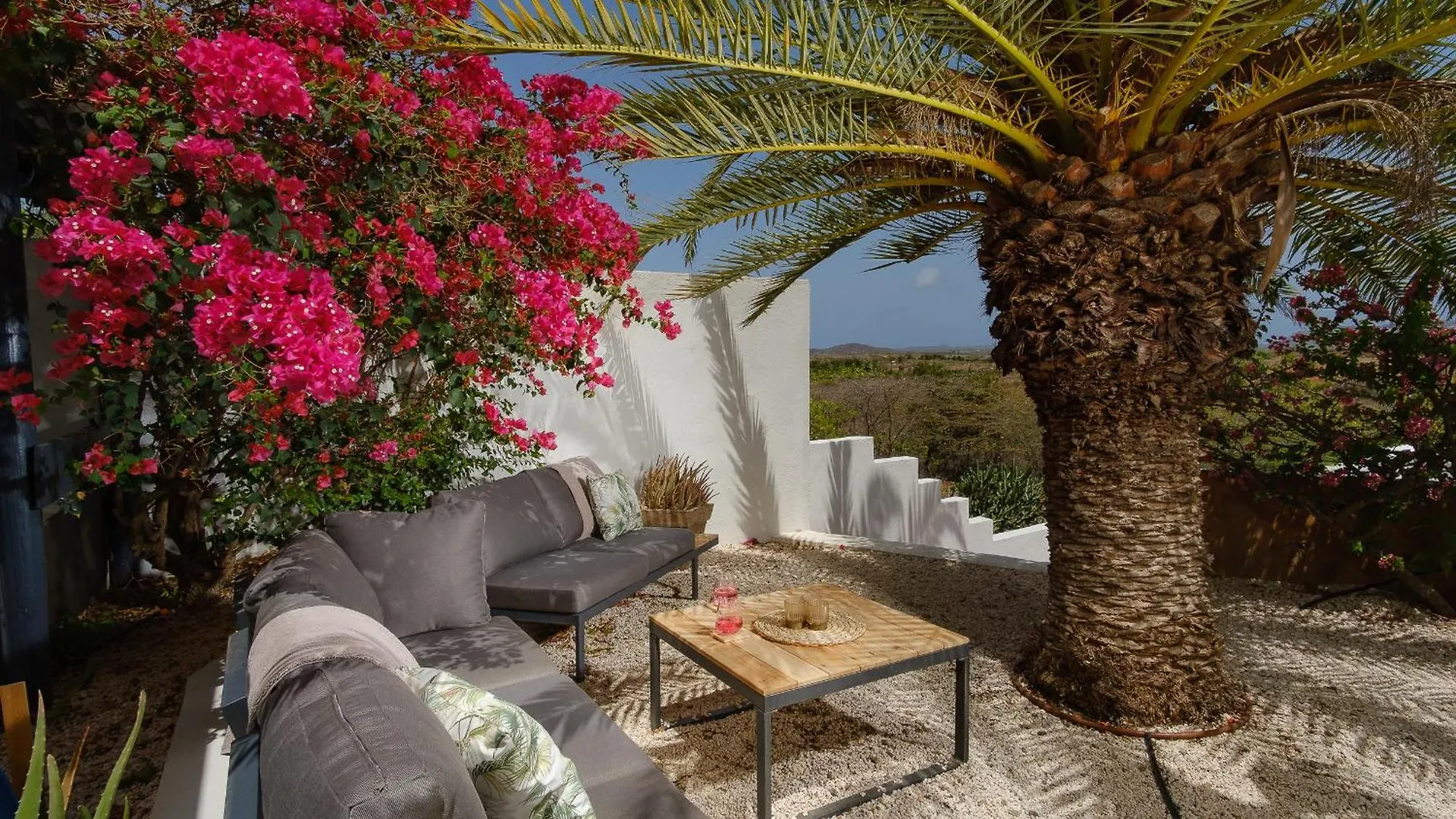 Saint Joris A Tiny Boutique Resort Виллемстад Кюрасао